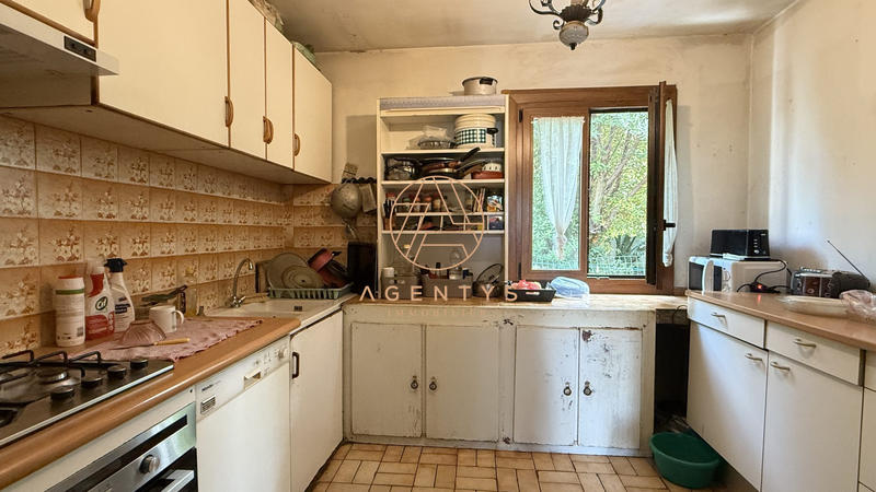 Maison traditionnelle - 103 m² - 6 pièces