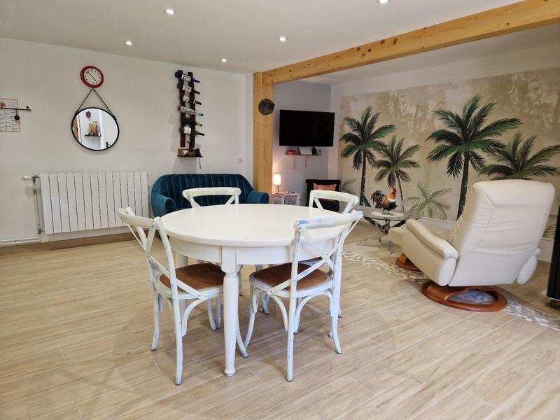Maison - 340 m² - 12 pièces