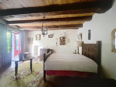 Maison de village - 320 m² - 10 pièces