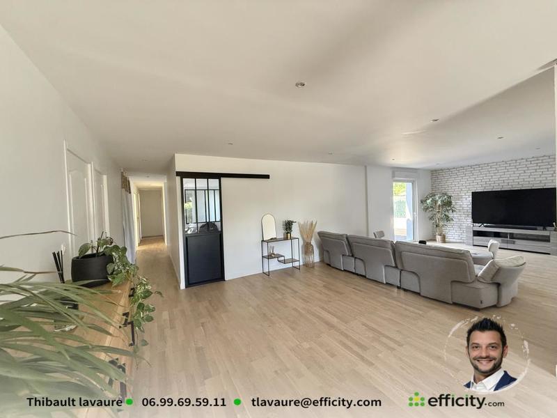 Maison - 168 m² - 7 pièces