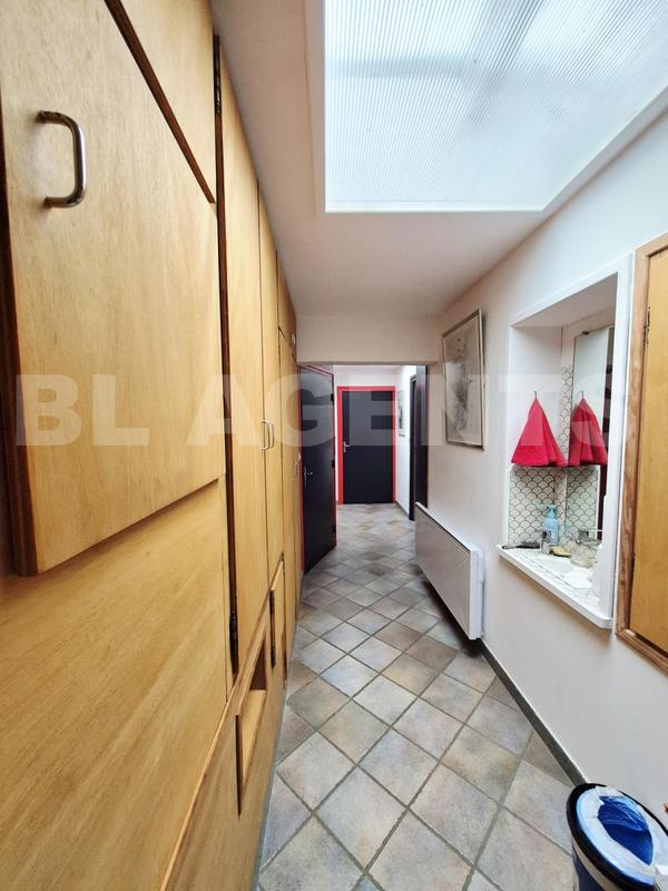 Maison - 187 m² - 7 pièces