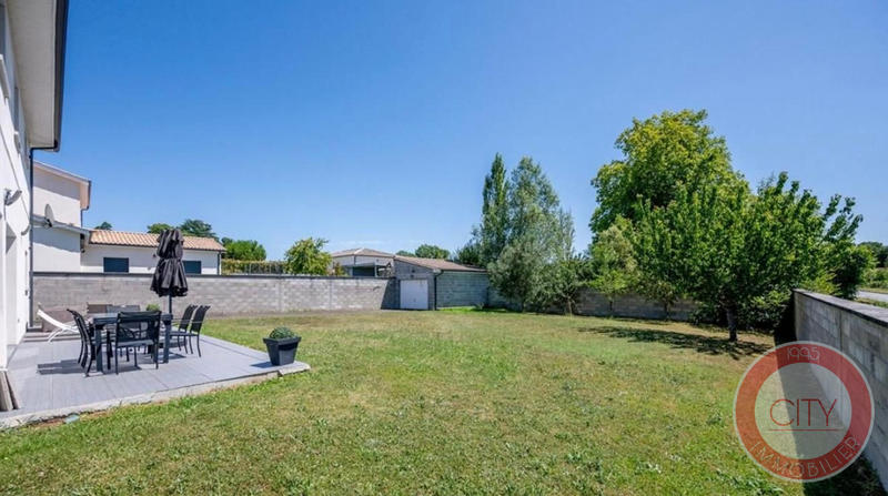 Maison contemporaine - 144 m² - 6 pièces