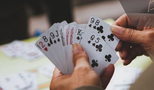 Atelier Belote et Cartes