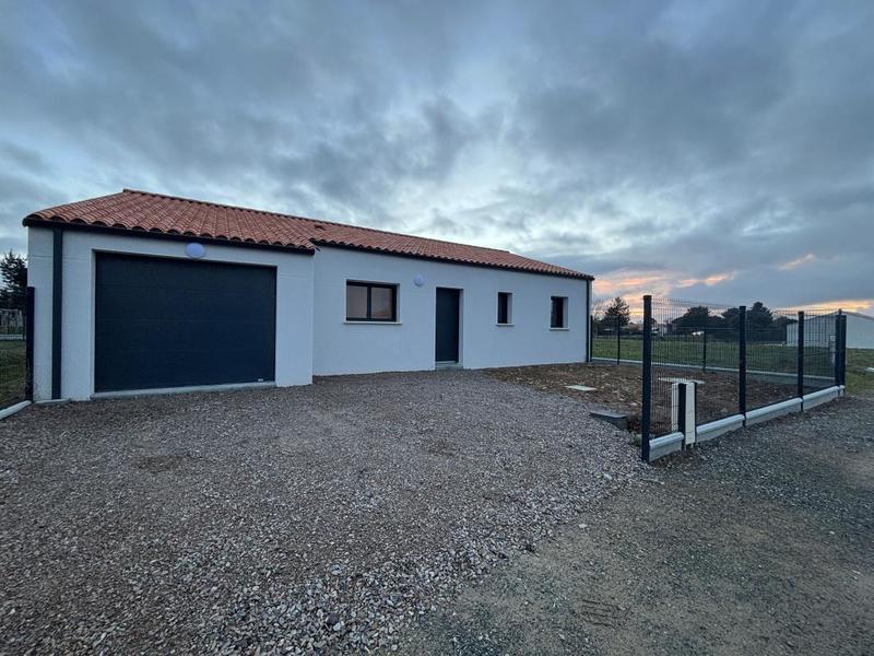 Maison - 83 m² - 4 pièces