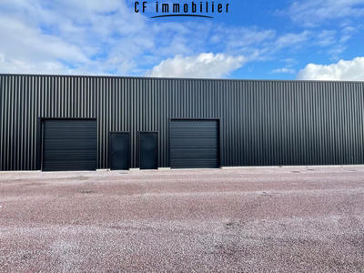 Bureau - 145 m² - 1 pièce