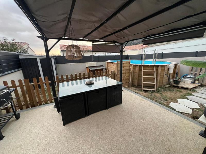 Maison - 96 m² - 4 pièces