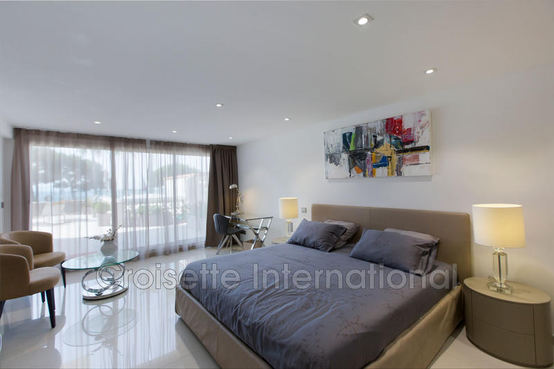 Appartement - 213 m² - 5 pièces