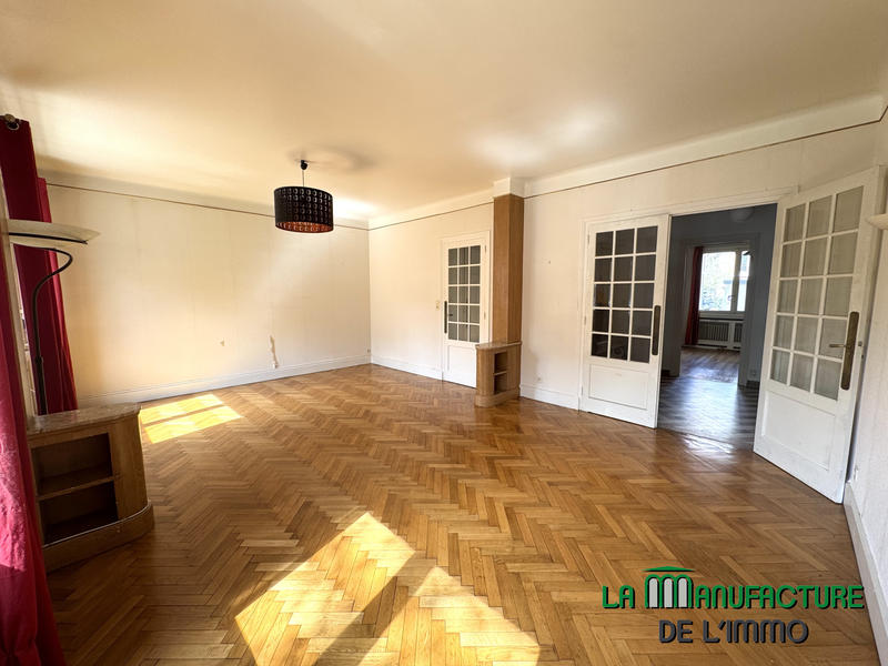 Appartement - 102 m² - 4 pièces