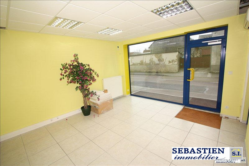 Local commercial - 46 m² - 4 pièces