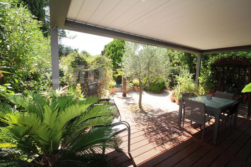 Maison - 102 m² - 4 pièces