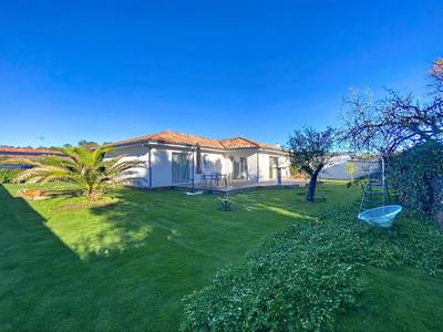 Maison - 97 m² - 4 pièces