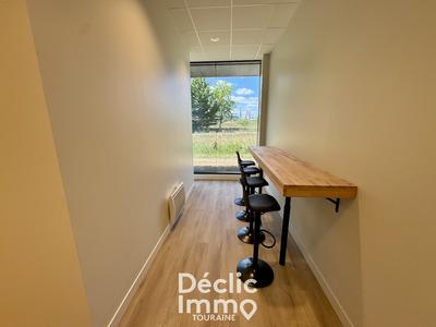 Bureau - 14 m² - 1 pièce