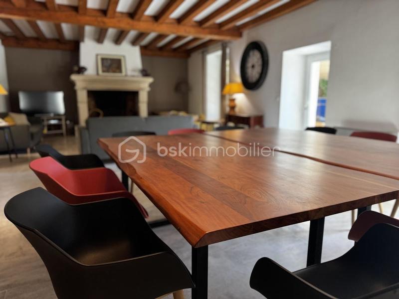 Maison en pierre - 208 m² - 7 pièces