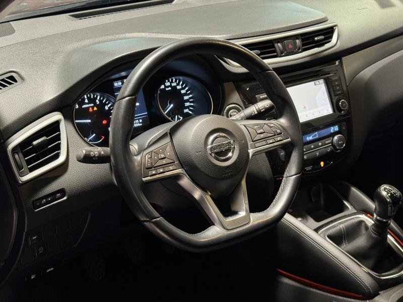 Nissan Qashqai Tekna Euro6 1.3 Dig-T 140ch Attelage