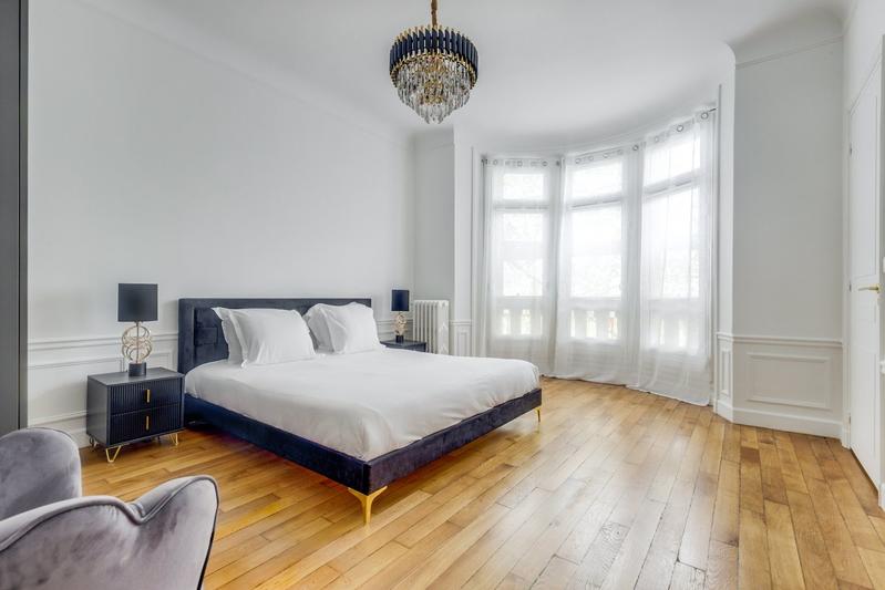 Appartement - 279 m² - 8 pièces