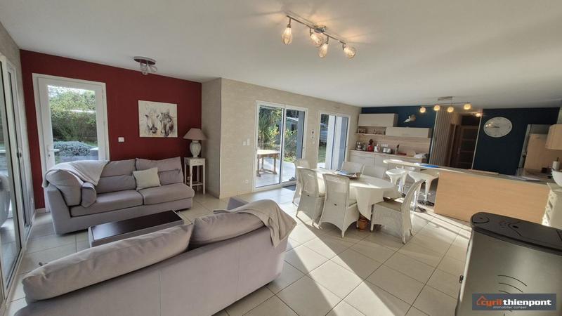 Pavillon - 102 m² - 5 pièces