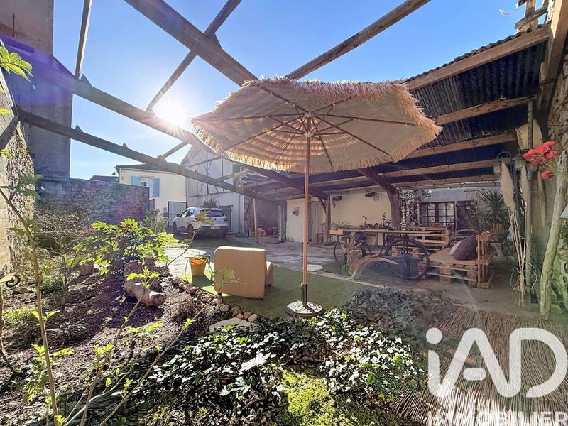 Maison - 150 m² - 4 pièces