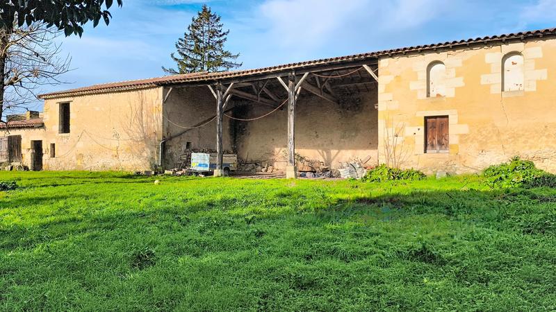 Grange - 240 m² - 3 pièces