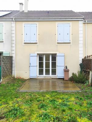 Maison traditionnelle - 84 m² - 4 pièces