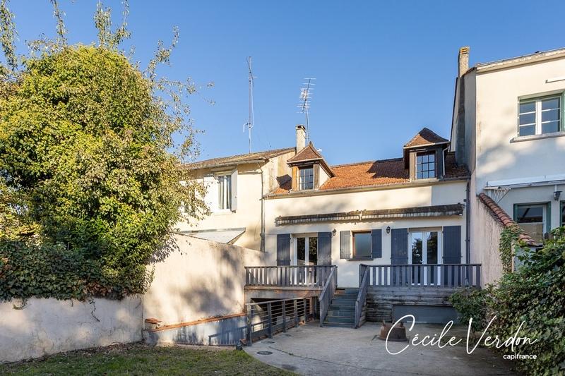 Maison de ville - 133 m² - 5 pièces