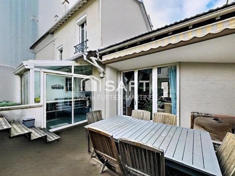 Maison - 110 m² - 6 pièces