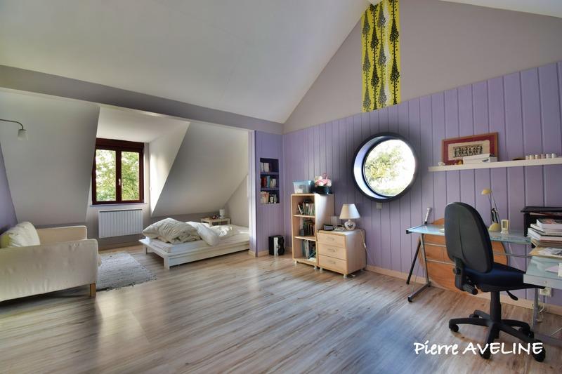 Maison - 276 m² - 7 pièces