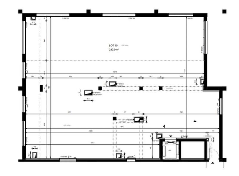 Local d'activités - 445 m²