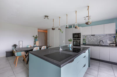 Appartement - 95 m² - 5 pièces