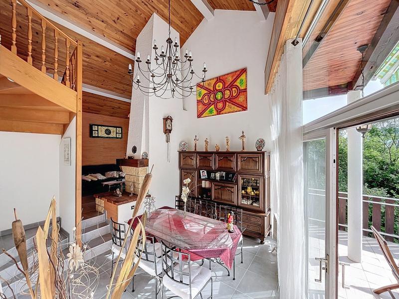 Maison - 226 m² - 5 pièces