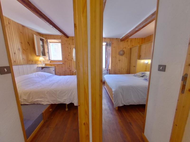 Maison - 80 m² - 5 pièces