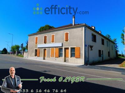 Maison - 340 m² - 10 pièces