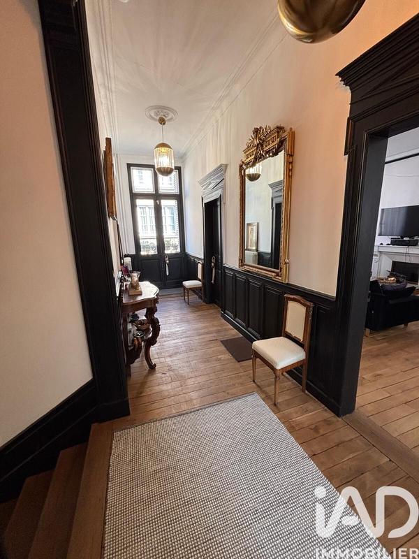 Maison - 309 m² - 11 pièces