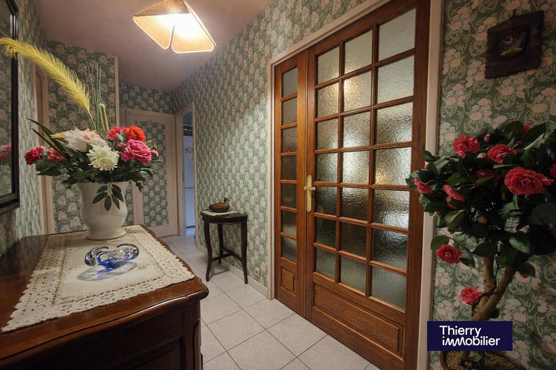 Appartement - 89 m² - 5 pièces