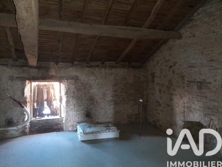 Maison - 228 m² - 8 pièces