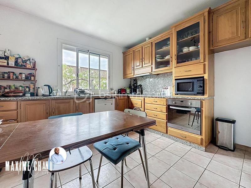 Pavillon - 191 m² - 8 pièces