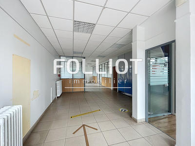 Local commercial - 134 m²