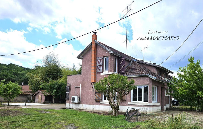 Maison - 90 m² - 5 pièces