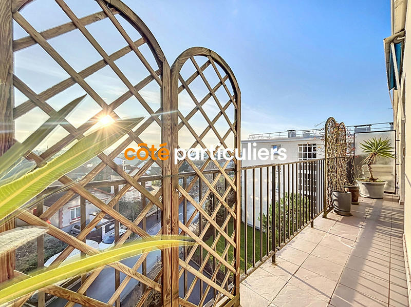 Appartement - 103 m² - 5 pièces