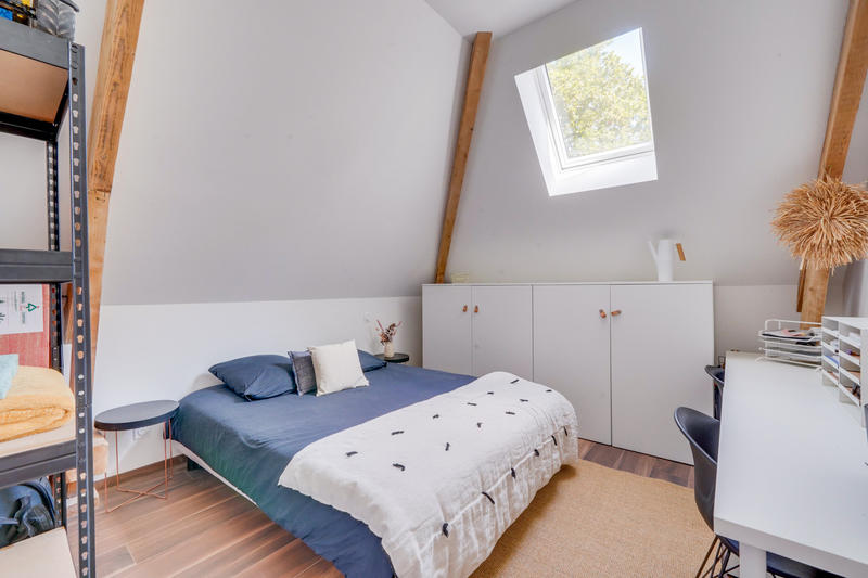 Maison - 180 m² - 6 pièces