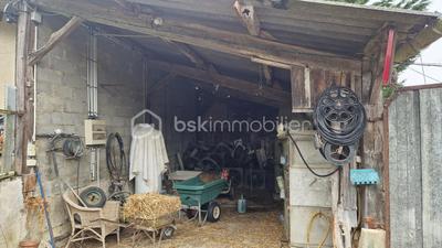 Immeuble - 630 m² - 1 pièce