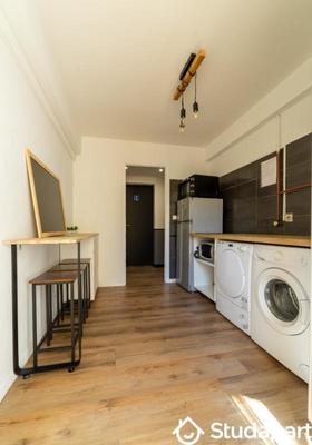 Chambre - 14 m² - 1 pièce