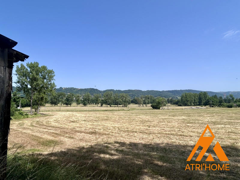 Ferme - 300 m² - 2 pièces