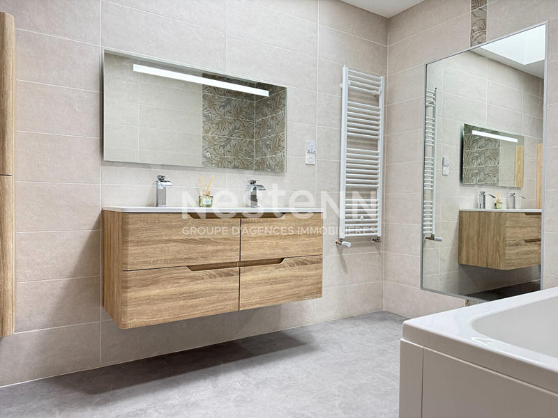 Maison - 123 m² - 5 pièces