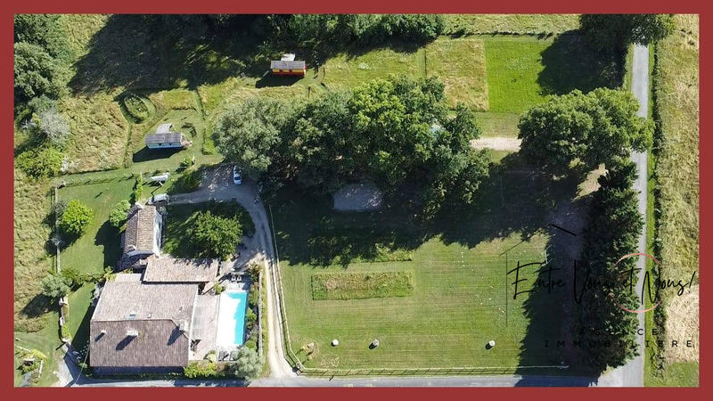 Maison ancienne - 310 m² - 12 pièces