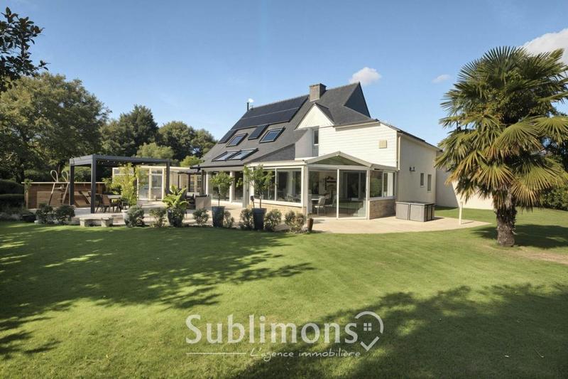 Maison ancienne - 262 m² - 10 pièces