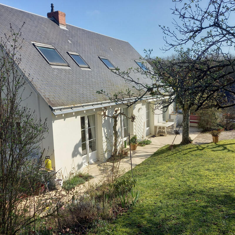 Maison - 165 m² - 8 pièces