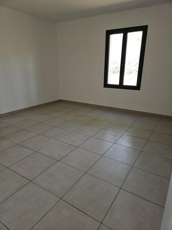 Villa - 90 m² - 4 pièces
