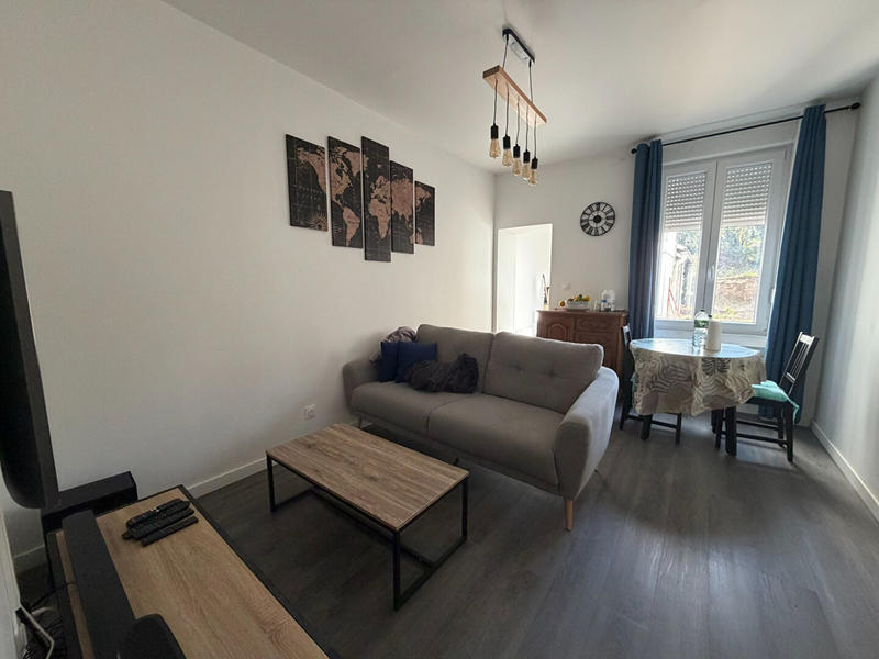 Immeuble - 180 m² - 9 pièces