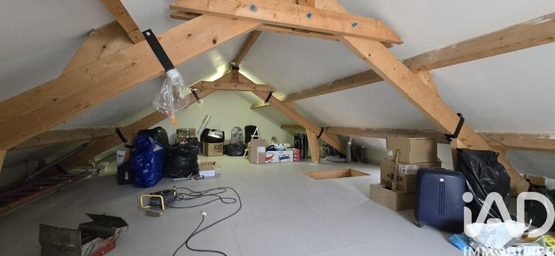 Maison - 121 m² - 6 pièces