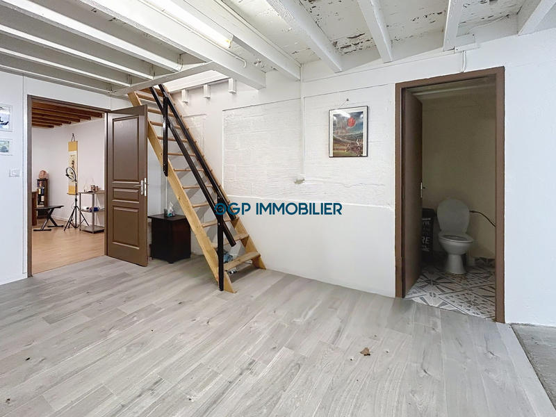 Local commercial - 64 m² - 3 pièces